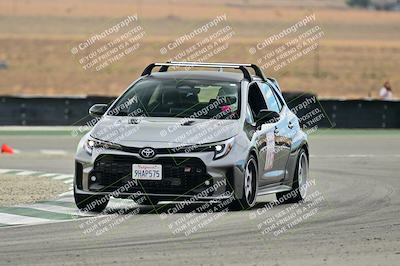 media/Sep-27-2025-Speed Ventures (Sat) [[6606706ef0]]/Yellow group/Turn 6/